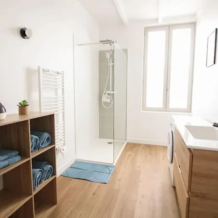 New ! La Casa 2 - Renove- Wifi - Vue Degagee Appartement